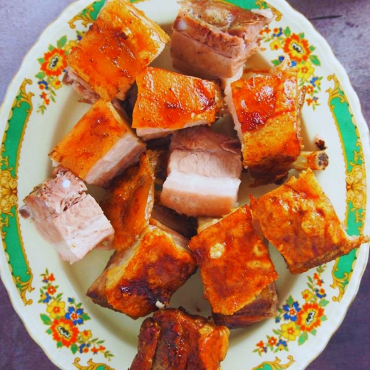 Lechon sa Hurno